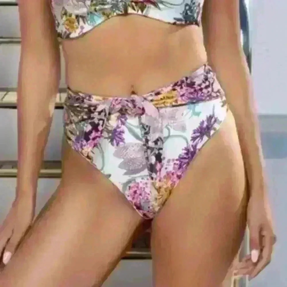 Floral High Rise Swimsuit Bottoms Size Small NWT​​